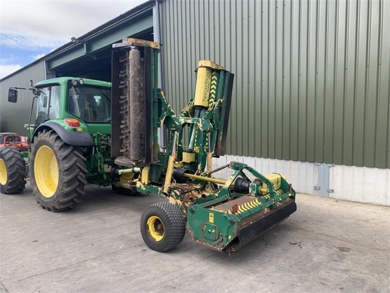 Spearhead Trident 4000 4M Folding Flail Mower - Gadanheira: foto 4 Spearhead Trident 4000 4M Folding Flail Mower - Gadanheira: foto 4