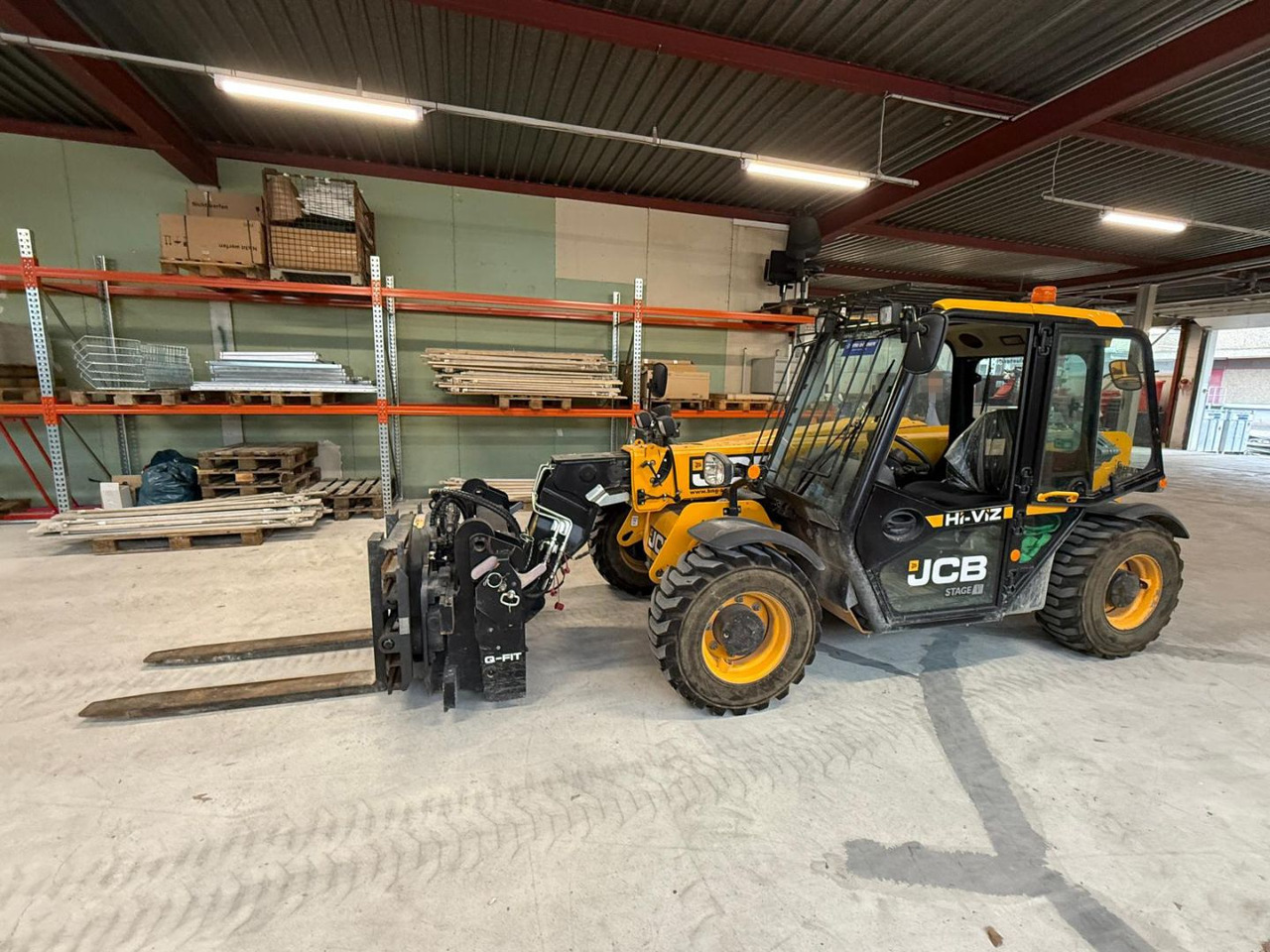 JCB 525-60T5 Hi-Viz - Pá carregadora telescópica: foto 1 JCB 525-60T5 Hi-Viz - Pá carregadora telescópica: foto 1