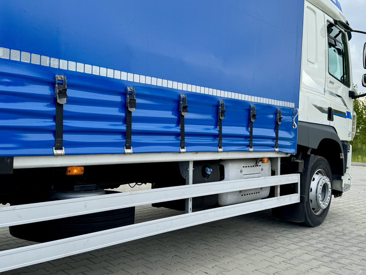 Caminhão com lona DAF CF 320 / FIRANKA / 24 EUROPALETY / SYPIALKA / AUTOMAT / KLIMA POSTOJOWA / 2017 ROK: foto 20