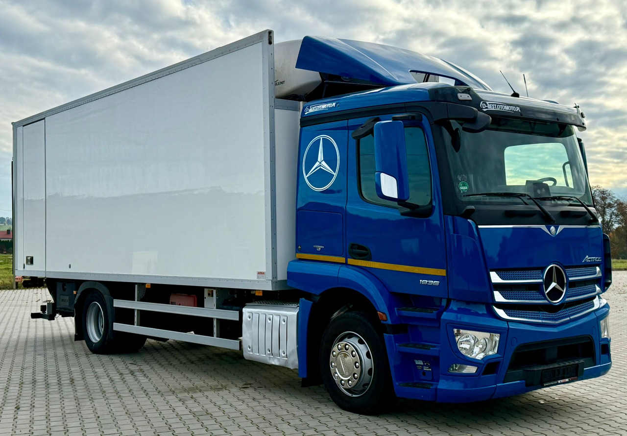 MERCEDES-BENZ ACTROS 1836 / CHŁODNIA / WINDA / 18 PALET / SILNIK 10677 cm3 / CARRIER / SYPIALKA / AUTOMAT / 2018 ROK - Caminhão frigorífico: foto 1 MERCEDES-BENZ ACTROS 1836 / CHŁODNIA / WINDA / 18 PALET / SILNIK 10677 cm3 / CARRIER / SYPIALKA / AUTOMAT / 2018 ROK - Caminhão frigorífico: foto 1