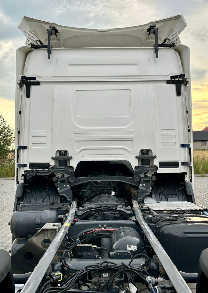 SCANIA P220 / RAMA DO ZABUDOWY / ROZSTAW OSI 3.90 M / SILNIK 6 / WYWROTKA / BECZKA / HAKOWIEC / UTRZYMANIE DRÓG / AUTOMAT / 2019 ROK / NISKI PRZEBIEG - Caminhão chassi: foto 5 SCANIA P220 / RAMA DO ZABUDOWY / ROZSTAW OSI 3.90 M / SILNIK 6 / WYWROTKA / BECZKA / HAKOWIEC / UTRZYMANIE DRÓG / AUTOMAT / 2019 ROK / NISKI PRZEBIEG - Caminhão chassi: foto 5