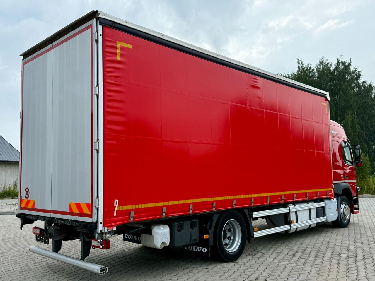 VOLVO FM 410 / FIRANKA / 18 EUROPALET / AUTOMAT / SYPIALKA / SPROWADZONE / 2017 ROK - Caminhão com lona: foto 4 VOLVO FM 410 / FIRANKA / 18 EUROPALET / AUTOMAT / SYPIALKA / SPROWADZONE / 2017 ROK - Caminhão com lona: foto 4