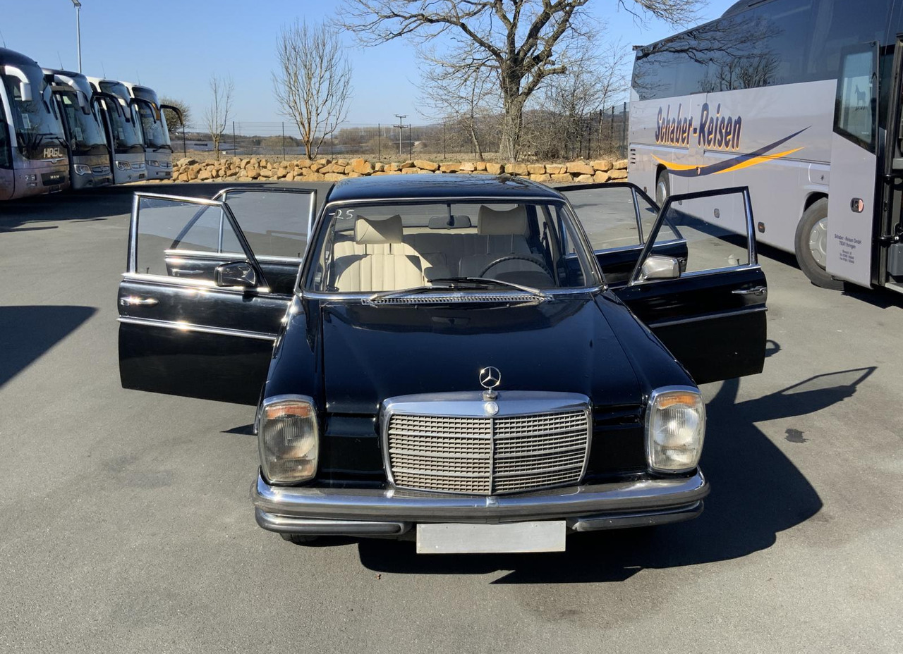 Mercedes-Benz 200 D/8 - Automóvel: foto 5 Mercedes-Benz 200 D/8 - Automóvel: foto 5