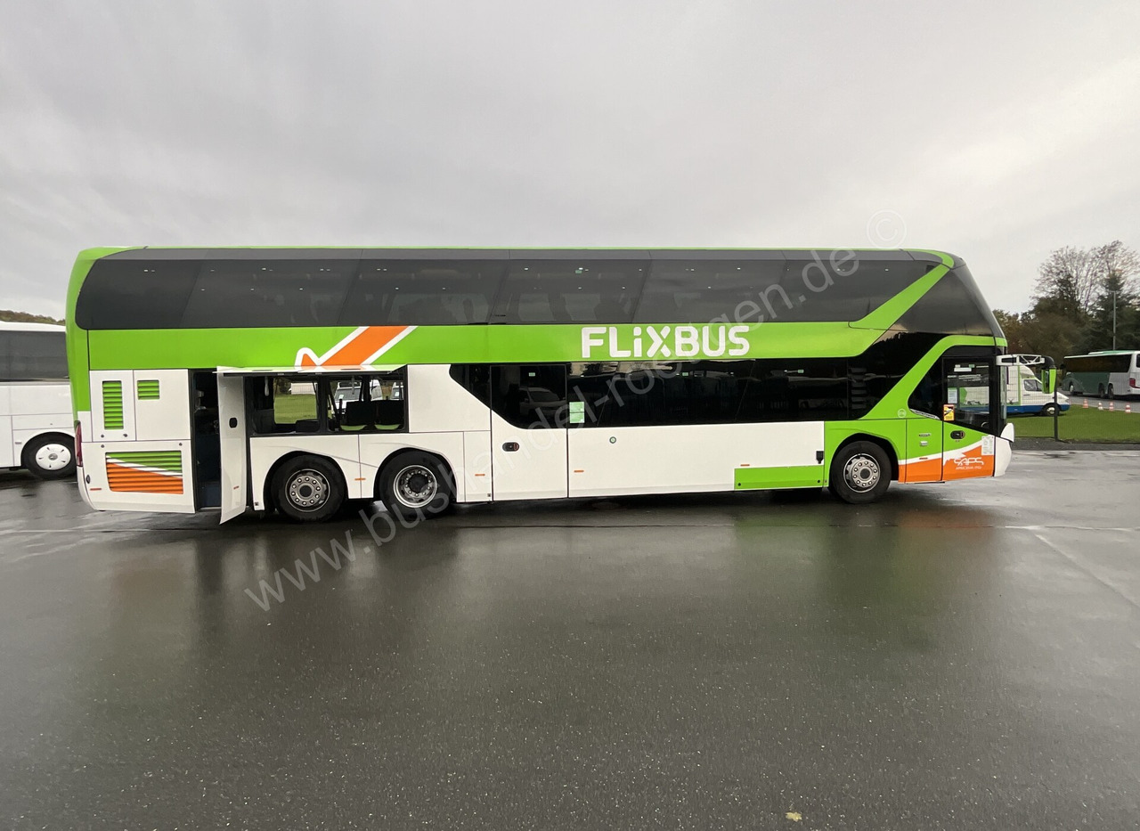 Ônibus panorâmico Neoplan Skyliner L: foto 6