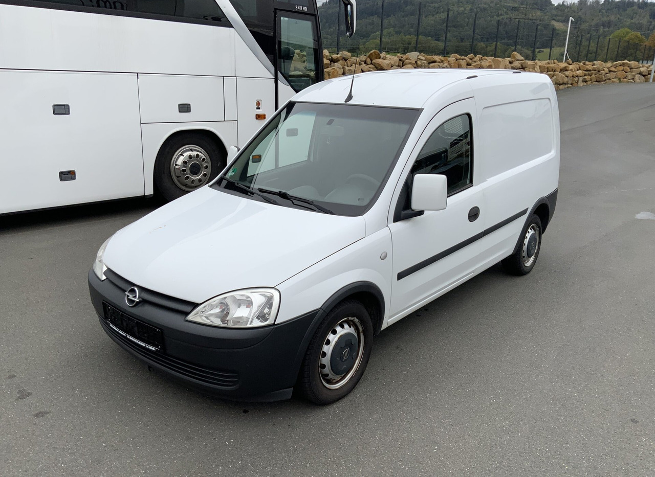 Opel Combo-C-Van - Automóvel: foto 2 Opel Combo-C-Van - Automóvel: foto 2