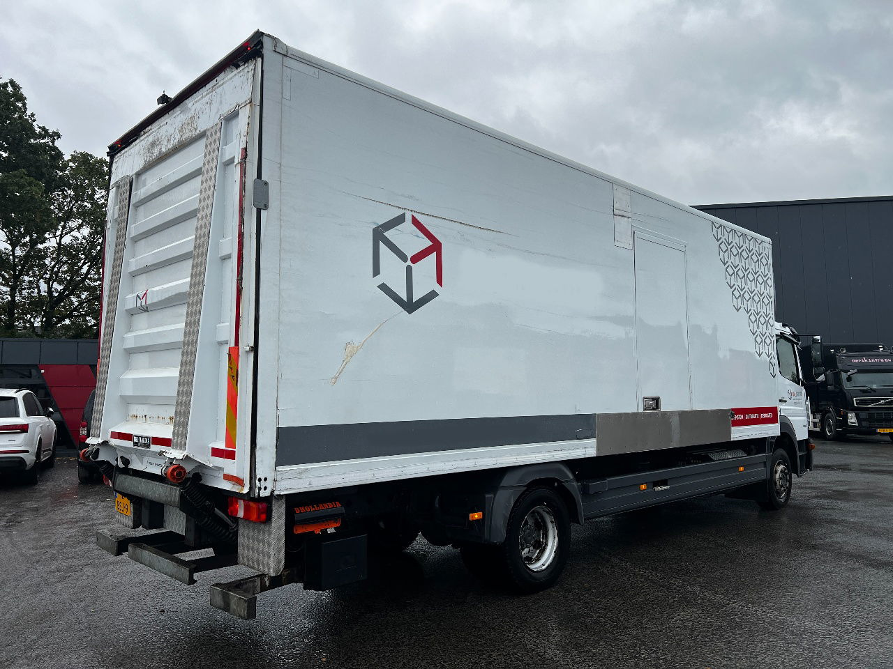 Mercedes-Benz Atego 1218 Euro 6, Full steel suspension - Caminhão furgão: foto 3 Mercedes-Benz Atego 1218 Euro 6, Full steel suspension - Caminhão furgão: foto 3