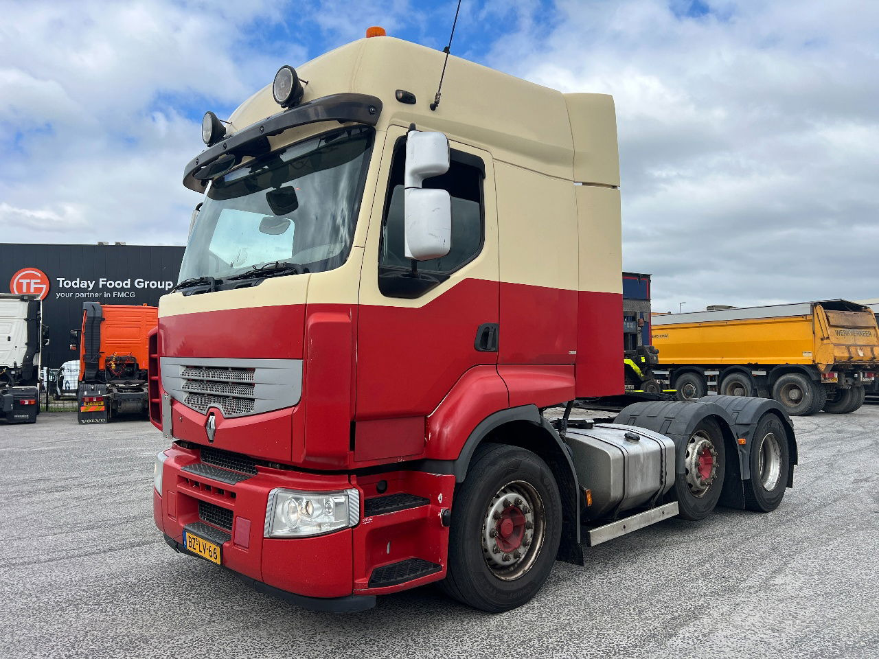 Renault Premium 430 6x2, Manual, Hydraulic - Tractor: foto 1 Renault Premium 430 6x2, Manual, Hydraulic - Tractor: foto 1