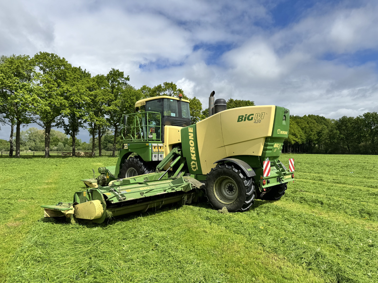 Krone Big M 420 CV - Gadanheira: foto 1 Krone Big M 420 CV - Gadanheira: foto 1