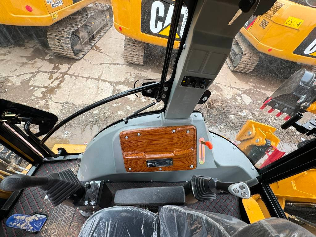 Retroescavadeira nuevo CAT 100% new CAT 420 F: foto 19