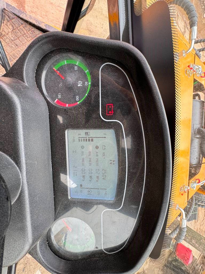 Retroescavadeira nuevo CAT 100% new CAT 420 F: foto 12