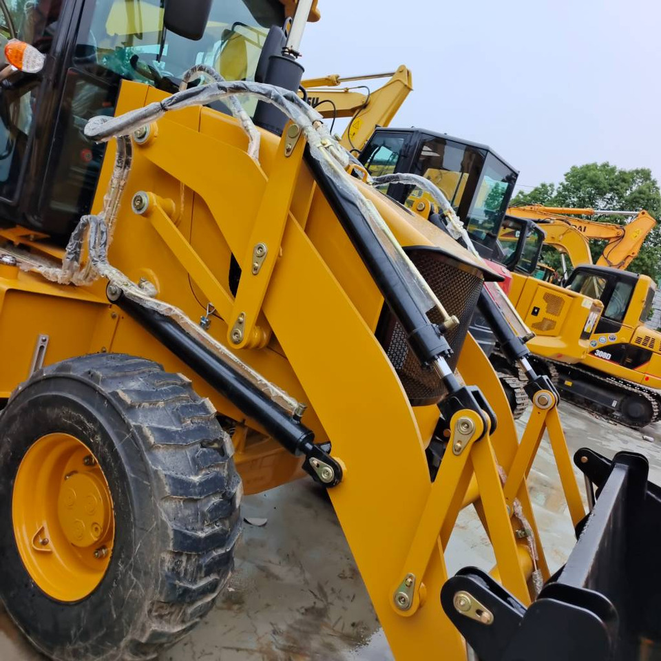 CAT 100% new caterpillar 420 F - Retroescavadeira: foto 5 CAT 100% new caterpillar 420 F - Retroescavadeira: foto 5