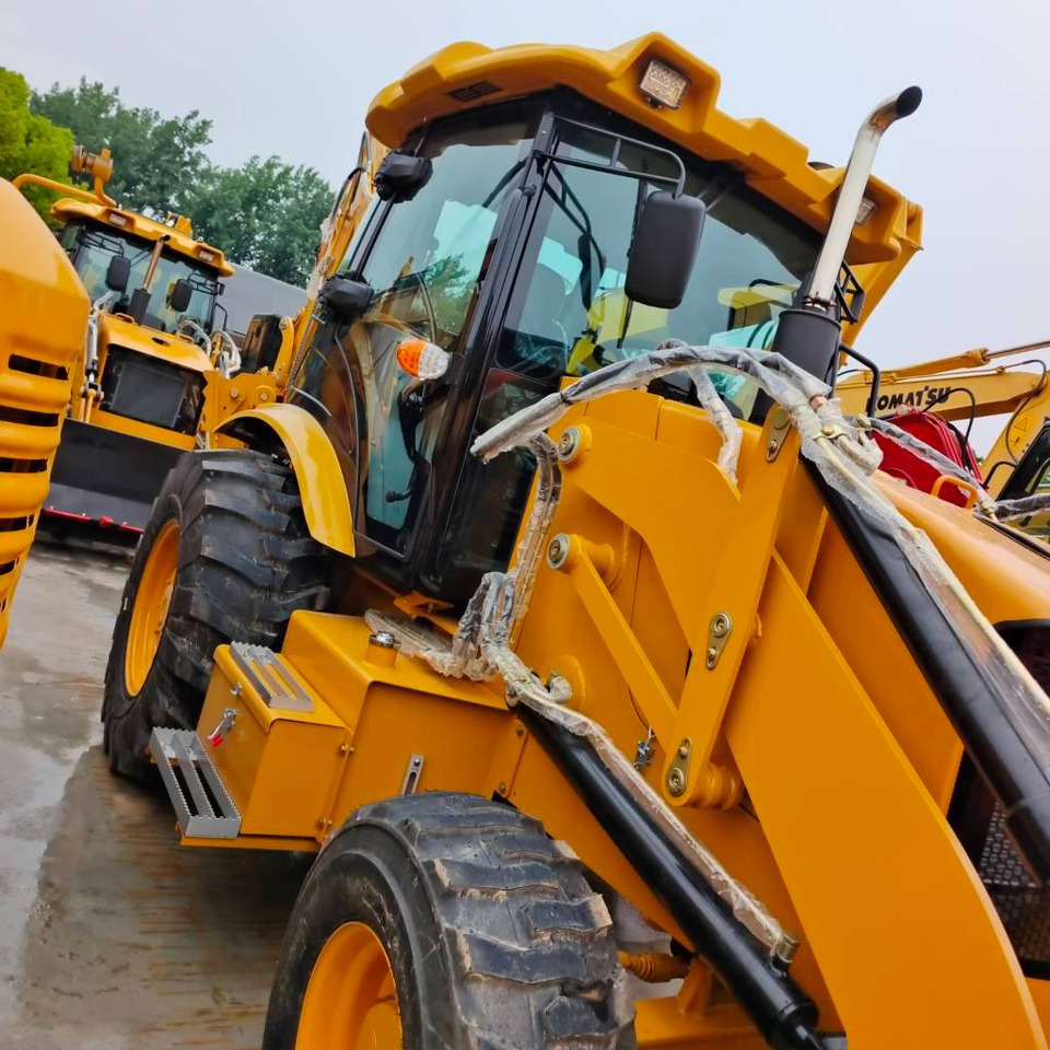 CAT 100% new caterpillar 420 F - Retroescavadeira: foto 2 CAT 100% new caterpillar 420 F - Retroescavadeira: foto 2