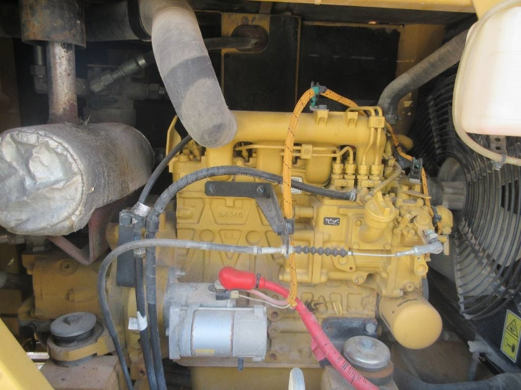 Escavadora de rastos CAT 305.5 E: foto 16