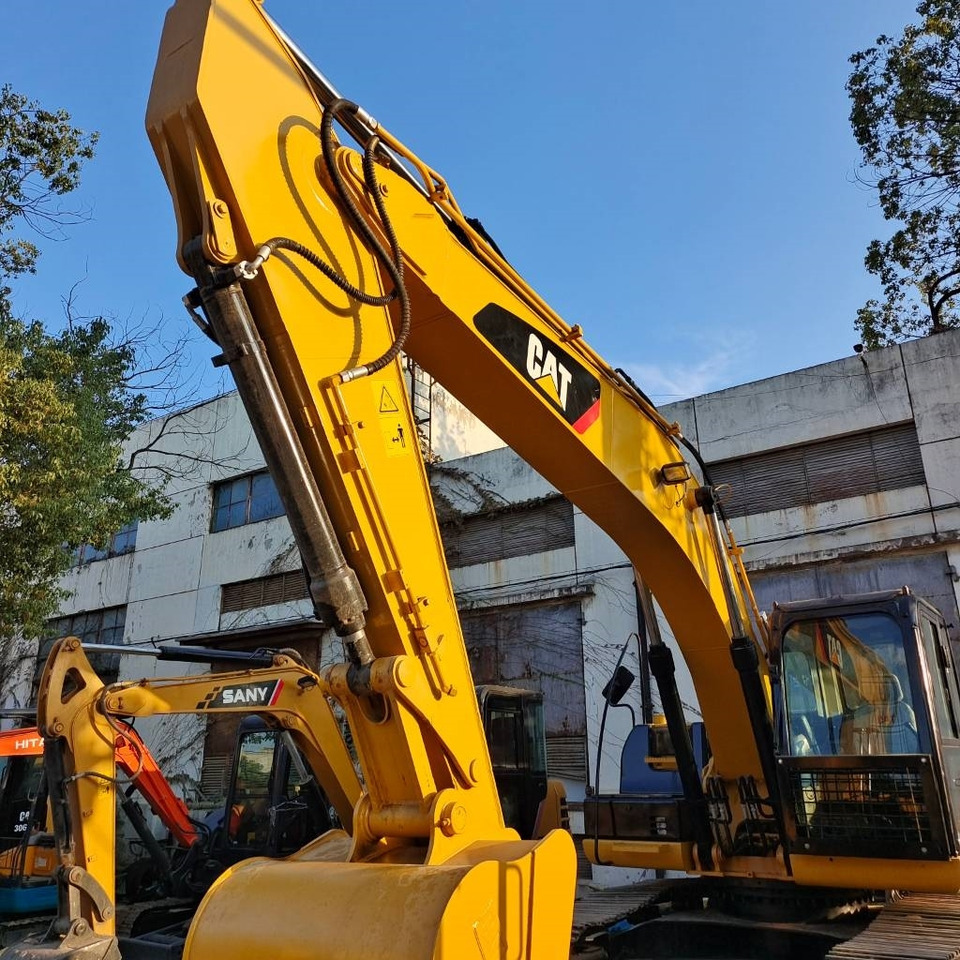 CAT 320 D2 - Escavadora de rastos: foto 4 CAT 320 D2 - Escavadora de rastos: foto 4