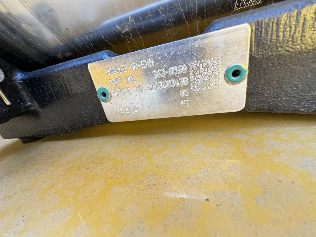 Escavadora de rastos CAT 320GX: foto 7