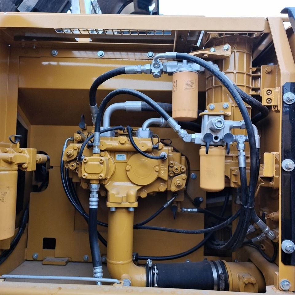 Escavadora de rastos CAT 330 D L: foto 14
