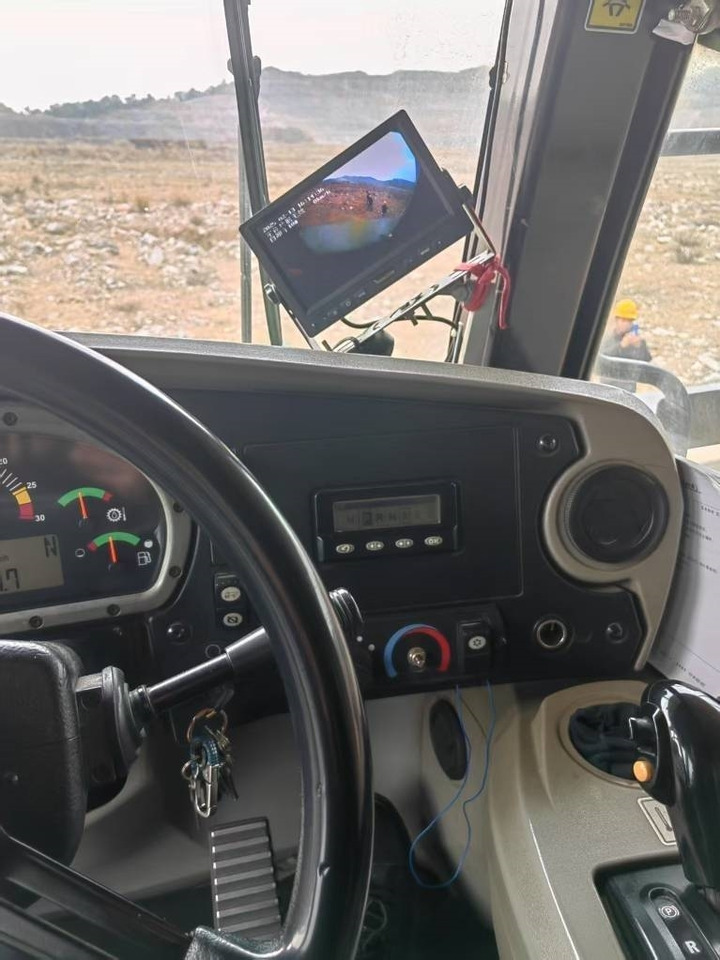 CAT 773 F - Escavadora de rastos: foto 4 CAT 773 F - Escavadora de rastos: foto 4