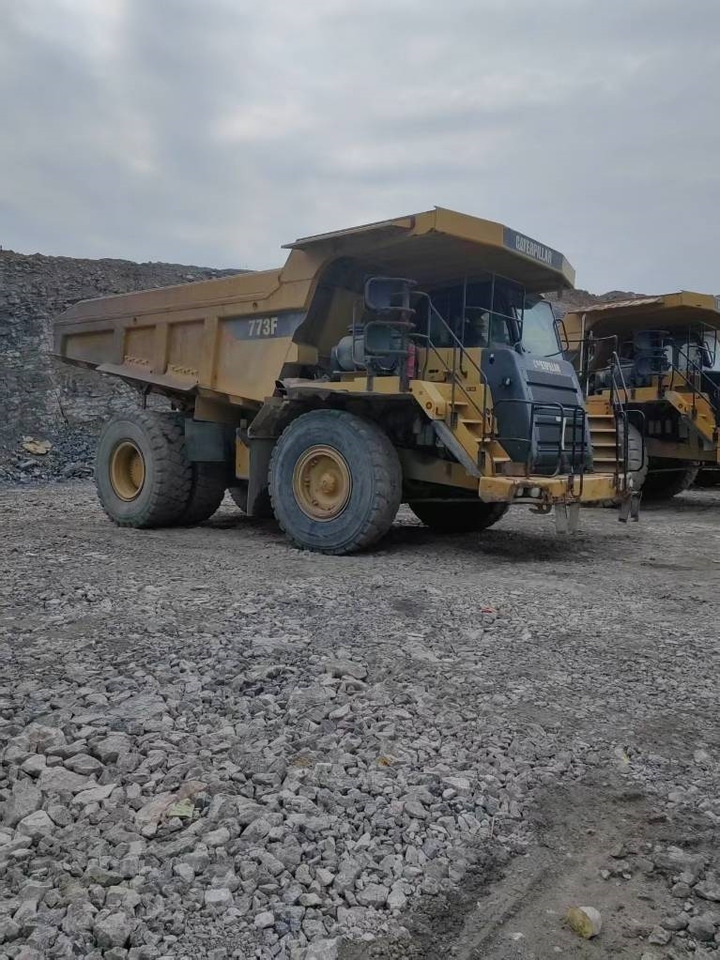 CAT 773 F - Escavadora de rastos: foto 3 CAT 773 F - Escavadora de rastos: foto 3