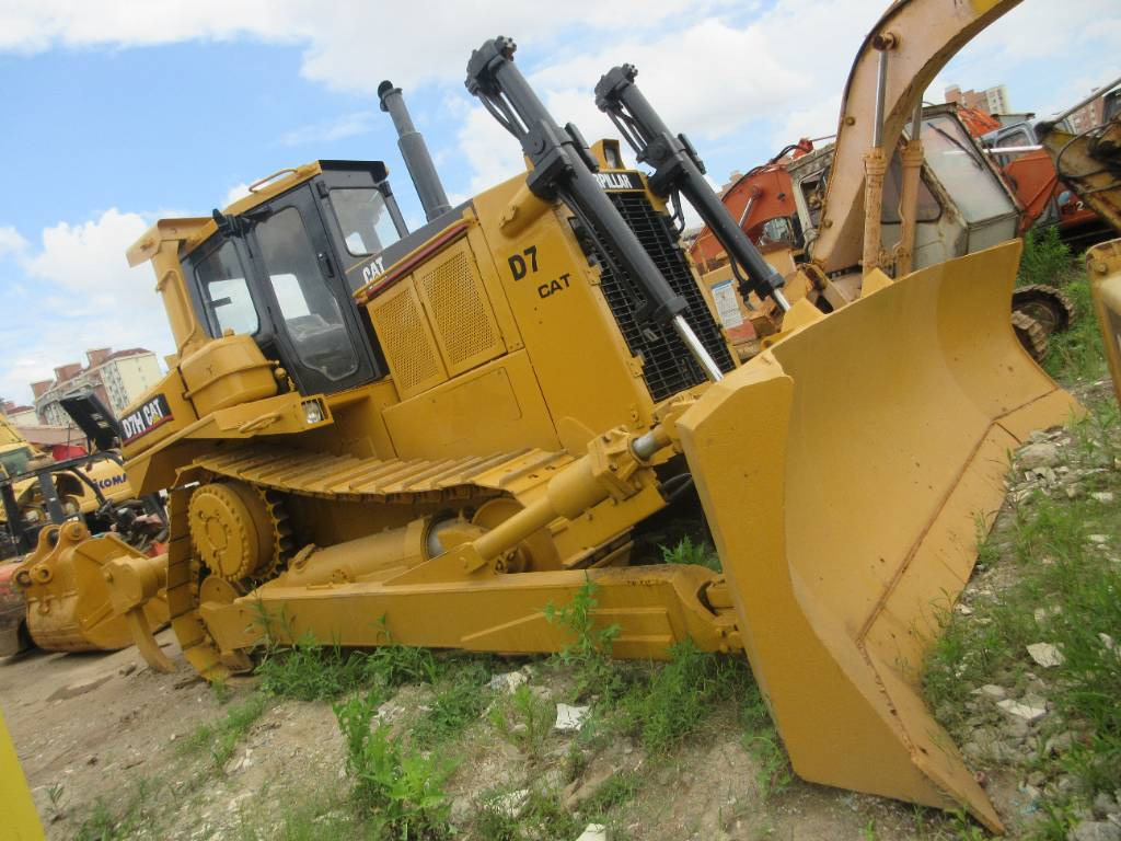CAT D 7 H - Buldôzer: foto 2 CAT D 7 H - Buldôzer: foto 2