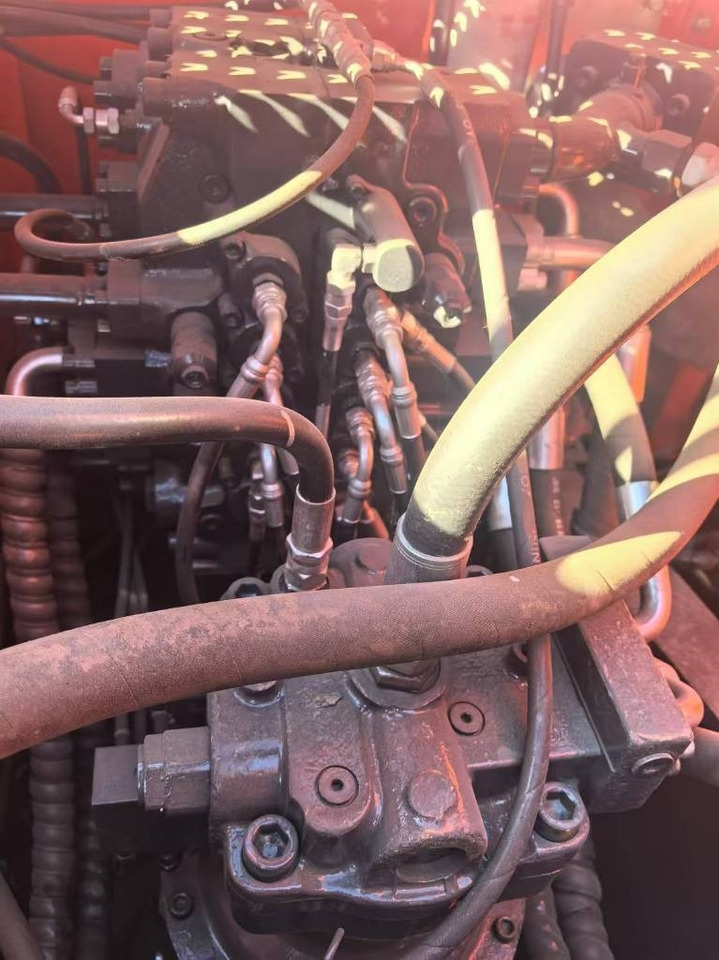 Escavadora de rastos Doosan DX 225 LC-9C: foto 6