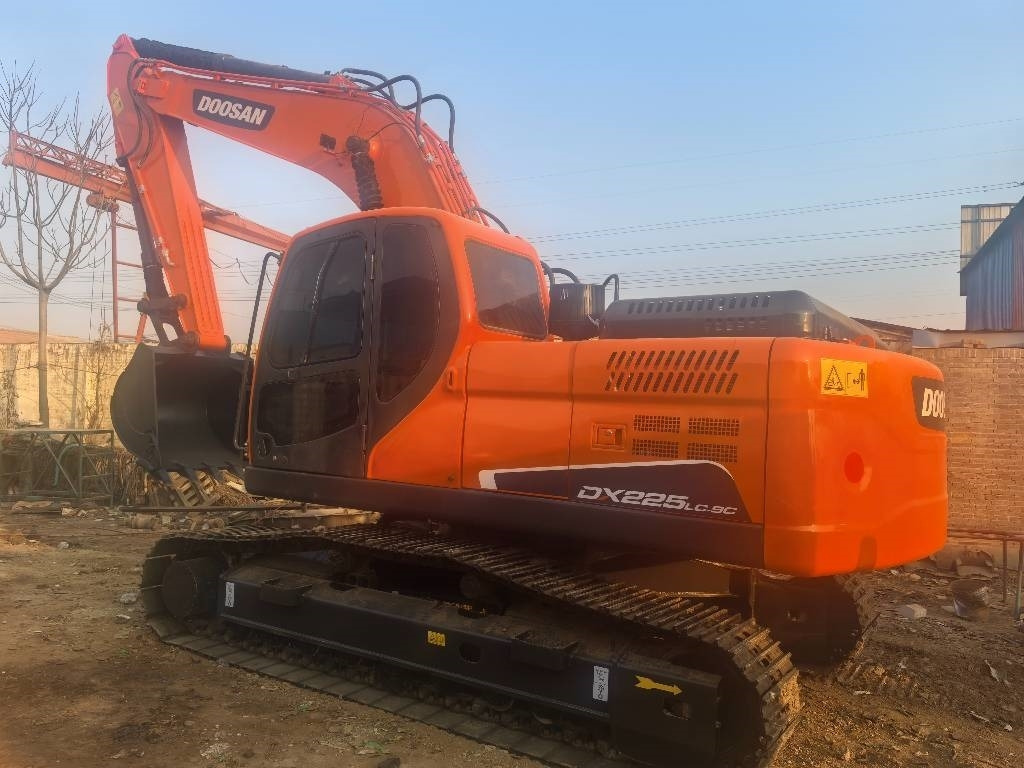Escavadora de rastos Doosan DX 225 LC-9C: foto 9