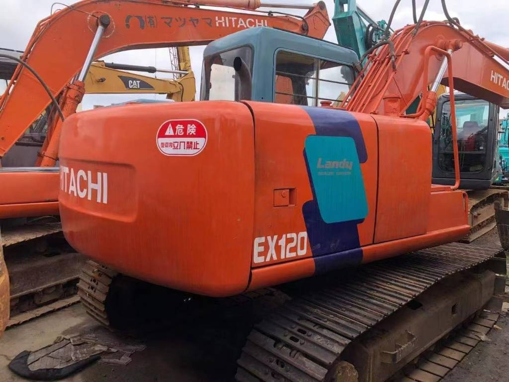 Hitachi EX 120-3 - Escavadora de rastos: foto 4 Hitachi EX 120-3 - Escavadora de rastos: foto 4