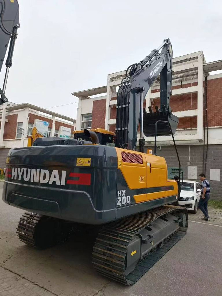 Escavadora de rastos Hyundai 100% new Hyundai HX 220: foto 6