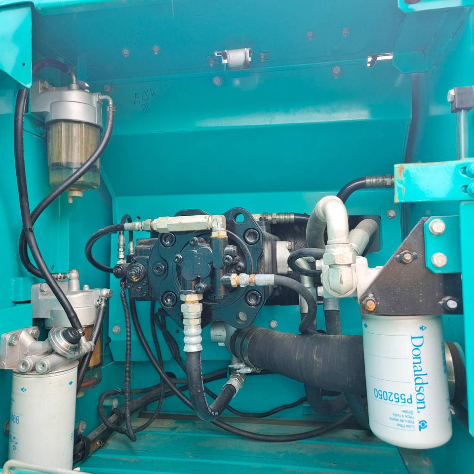 Kobelco SK 200 - Escavadora de rastos: foto 5 Kobelco SK 200 - Escavadora de rastos: foto 5