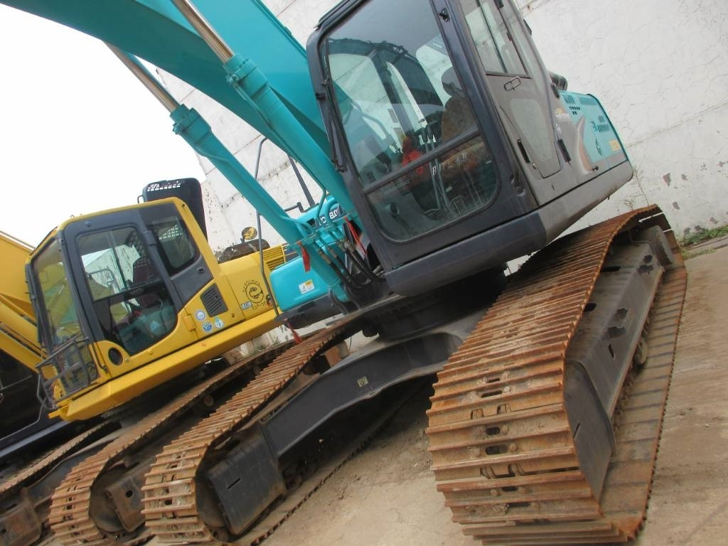 Kobelco SK 210 LC-9 - Escavadora de rastos: foto 4 Kobelco SK 210 LC-9 - Escavadora de rastos: foto 4