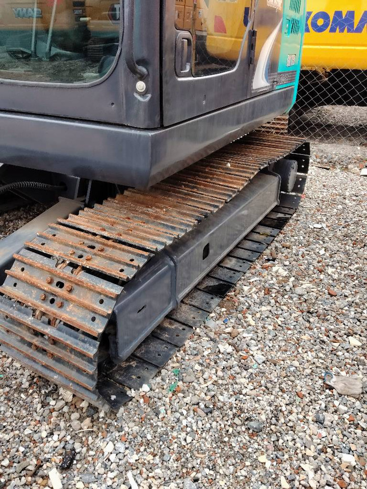 Kobelco SK 75 - Escavadora de rastos: foto 4 Kobelco SK 75 - Escavadora de rastos: foto 4