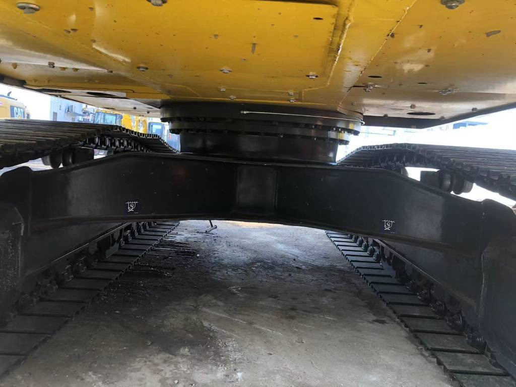 Escavadora de rastos Komatsu PC 220-8: foto 11