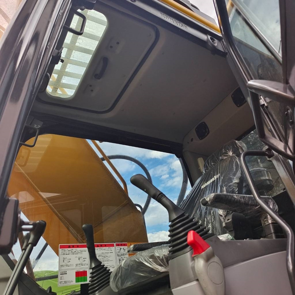 Escavadora de rastos Komatsu PC 220-8: foto 20