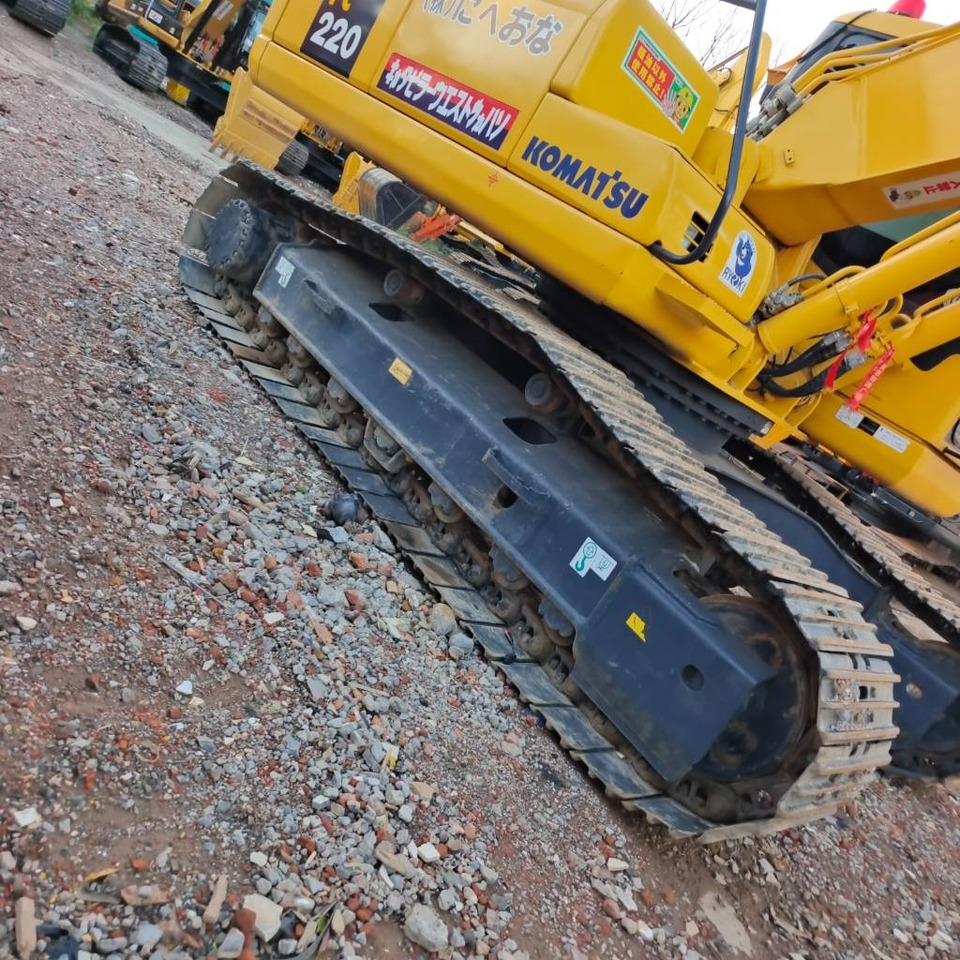 Komatsu PC 220 - Escavadora de rastos: foto 3 Komatsu PC 220 - Escavadora de rastos: foto 3