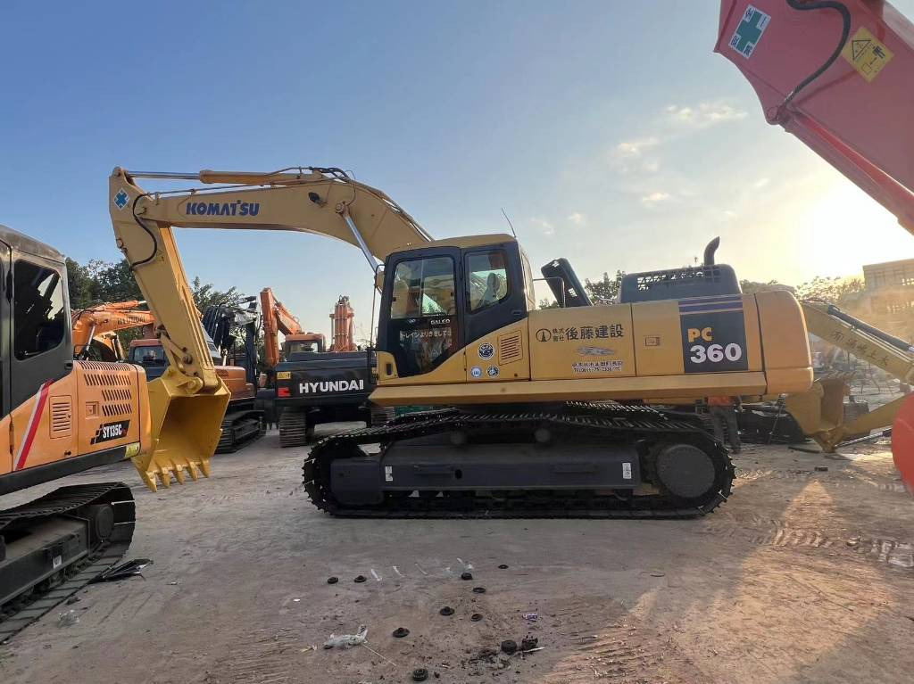 Komatsu PC 360-7 - Escavadora de rastos: foto 1 Komatsu PC 360-7 - Escavadora de rastos: foto 1