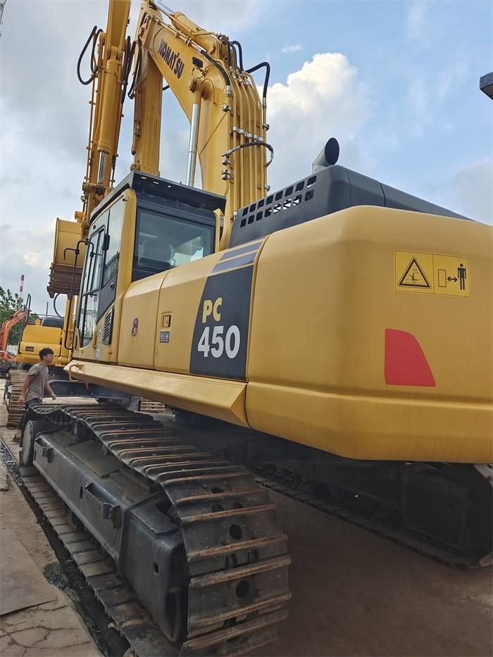 Escavadora de rastos Komatsu PC 450: foto 1