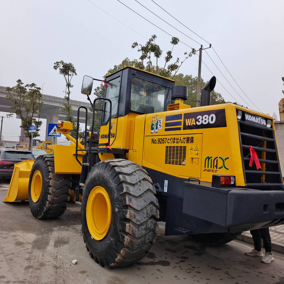 Komatsu WA 380-3 - Carregadeira de rodas: foto 1 Komatsu WA 380-3 - Carregadeira de rodas: foto 1