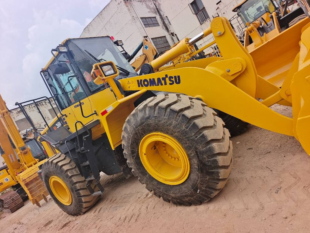 Komatsu WA 380 - Escavadeira de rodas: foto 1 Komatsu WA 380 - Escavadeira de rodas: foto 1