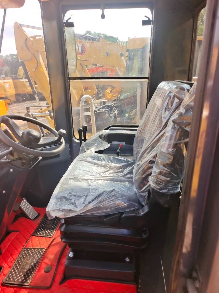 Komatsu WA 470-3 - Carregadeira de rodas: foto 3 Komatsu WA 470-3 - Carregadeira de rodas: foto 3