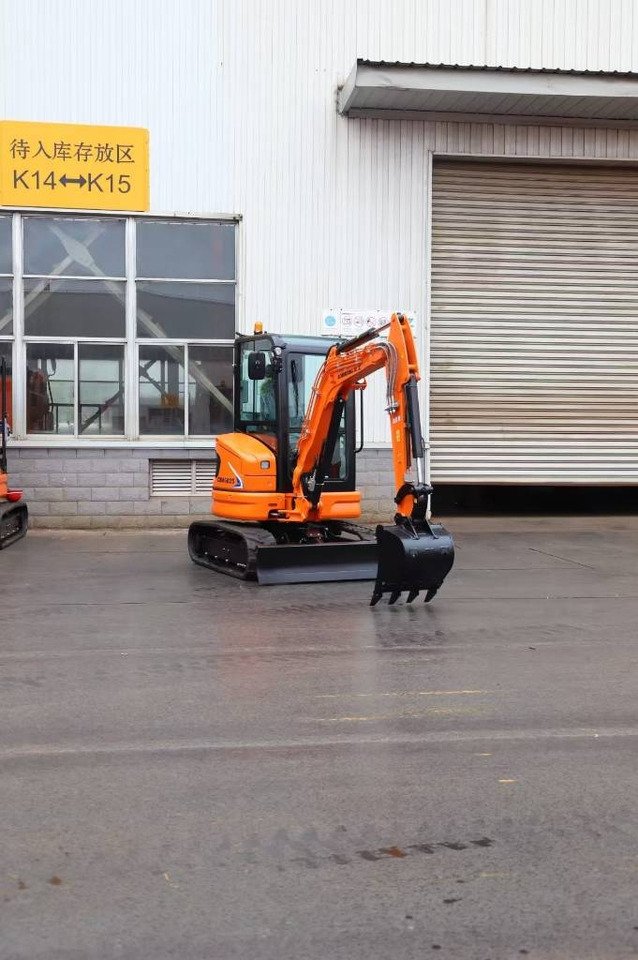Lonking K W C 6.0 BRAND NEW MACHINE - Escavadora de rastos: foto 1 Lonking K W C 6.0 BRAND NEW MACHINE - Escavadora de rastos: foto 1
