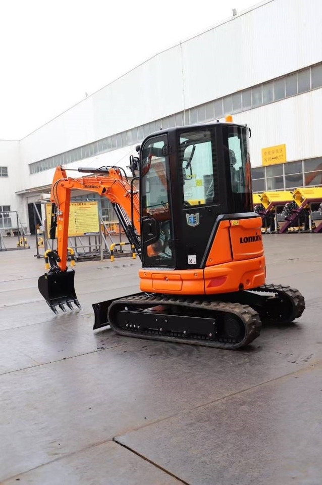 Lonking K W C 6.0 BRAND NEW MACHINE - Escavadora de rastos: foto 5 Lonking K W C 6.0 BRAND NEW MACHINE - Escavadora de rastos: foto 5