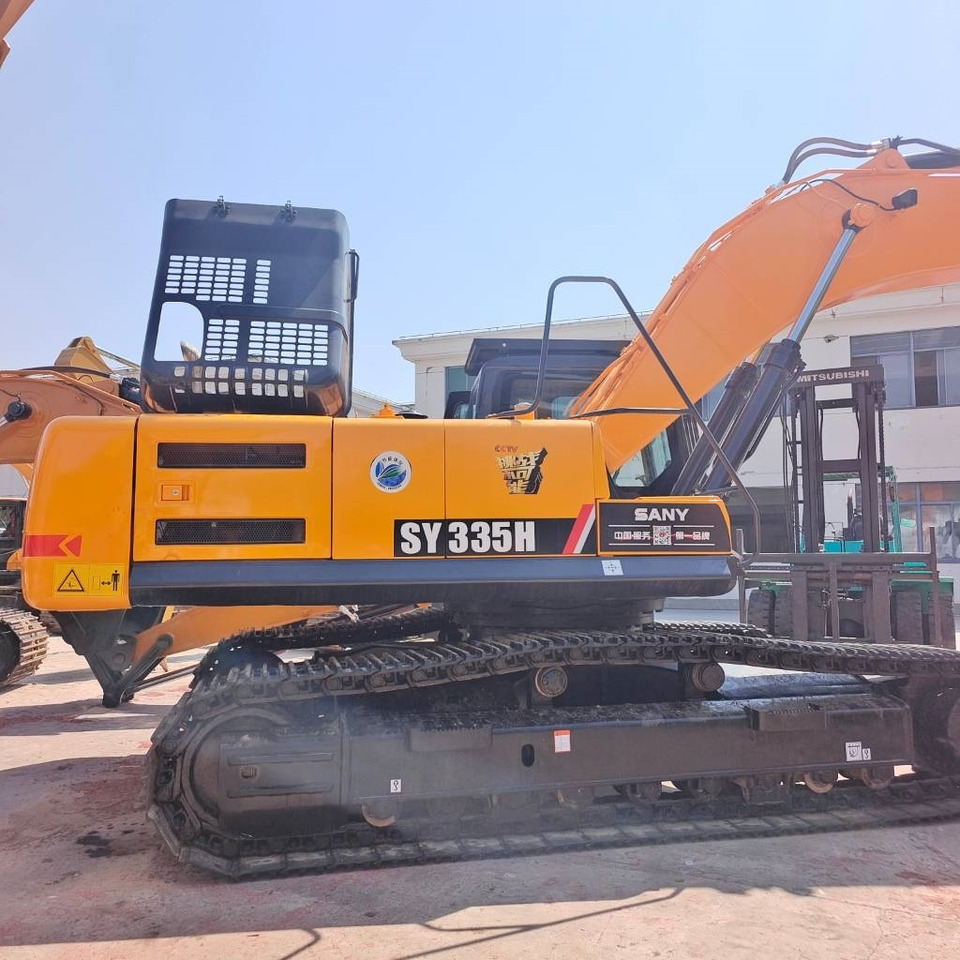 Sany SY 235 H, BIGGEST SUPPLIER - Escavadora de rastos: foto 2 Sany SY 235 H, BIGGEST SUPPLIER - Escavadora de rastos: foto 2