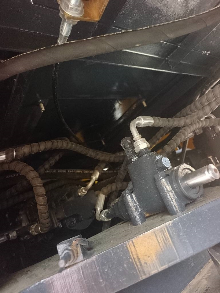 Carregadeira de rodas XCMG ZL 50 GN: foto 14