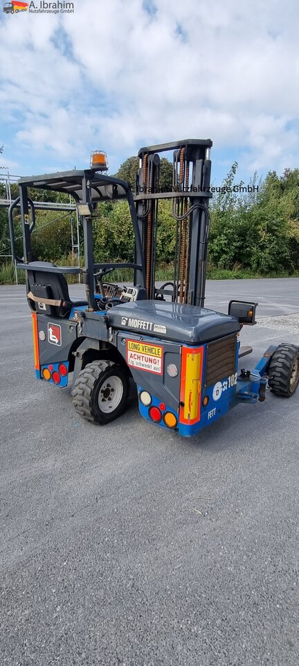 ANDERE M4-25.3F Moffett Mitnahmestapler - Empilhadeira montada em caminhão: foto 5 ANDERE M4-25.3F Moffett Mitnahmestapler - Empilhadeira montada em caminhão: foto 5