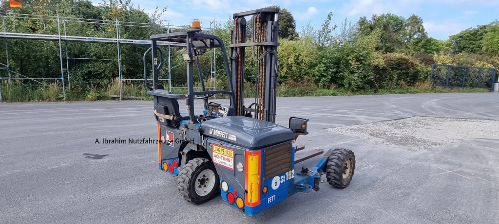 ANDERE M4-25.3F Moffett Mitnahmestapler - Empilhadeira montada em caminhão: foto 1 ANDERE M4-25.3F Moffett Mitnahmestapler - Empilhadeira montada em caminhão: foto 1