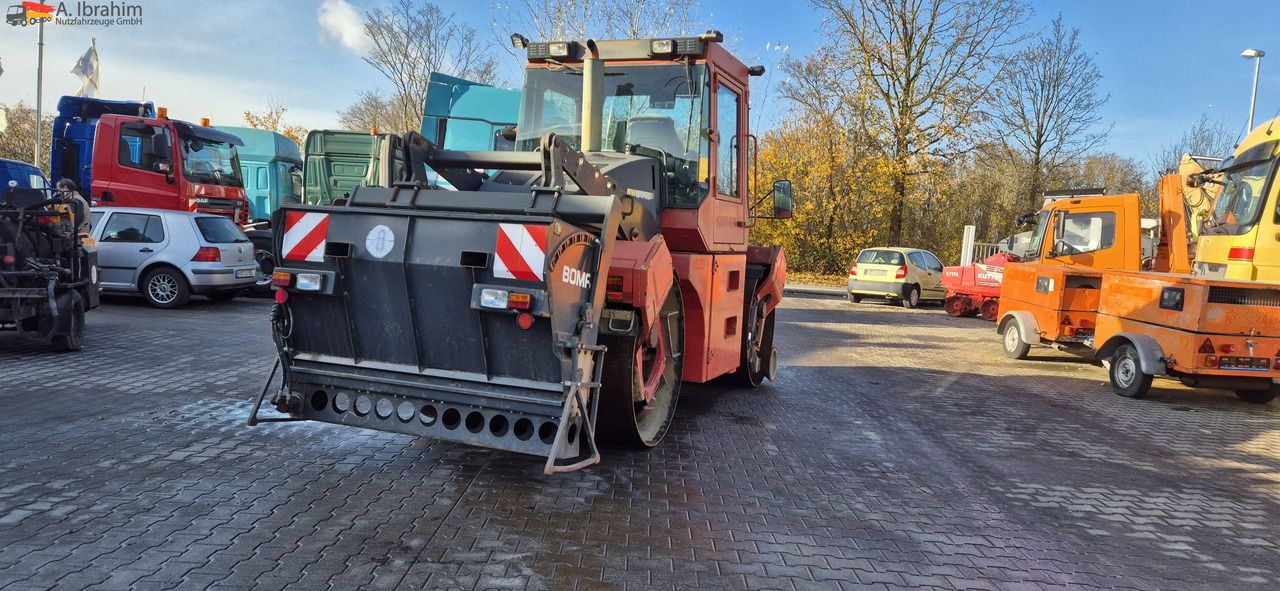 Bomag BW 174 AD2 | 12 t | Splitstreuer | Vibrator | Voll funktionsfähig - Rolo: foto 1 Bomag BW 174 AD2 | 12 t | Splitstreuer | Vibrator | Voll funktionsfähig - Rolo: foto 1