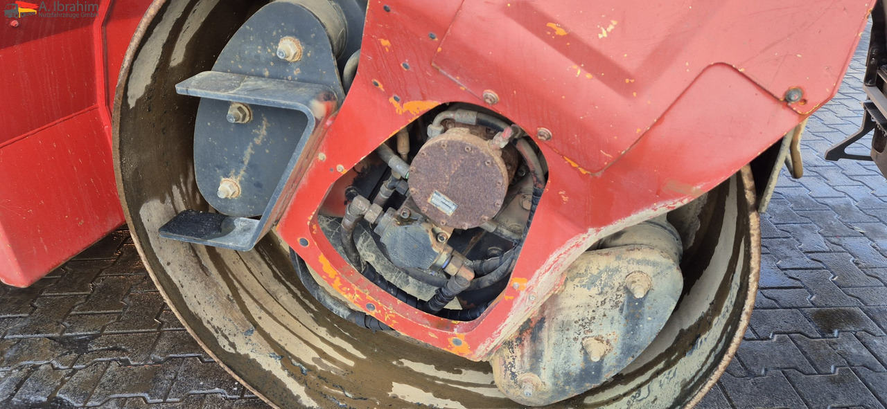 Bomag BW 174 AD2 | 12 t | Splitstreuer | Vibrator | Voll funktionsfähig - Rolo: foto 4 Bomag BW 174 AD2 | 12 t | Splitstreuer | Vibrator | Voll funktionsfähig - Rolo: foto 4