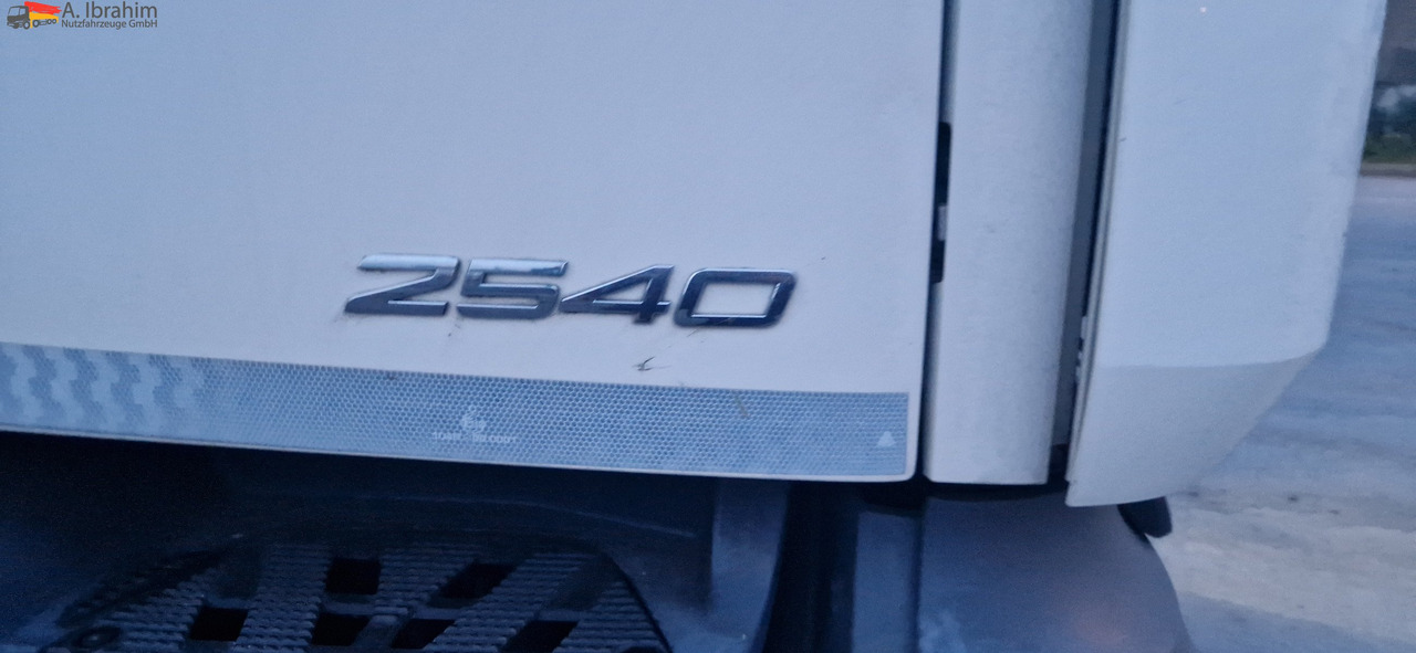 Mercedes-Benz 2540L Frigoblock, 6x2 Lenk-Liftachse , LBW - Caminhão: foto 5 Mercedes-Benz 2540L Frigoblock, 6x2 Lenk-Liftachse , LBW - Caminhão: foto 5