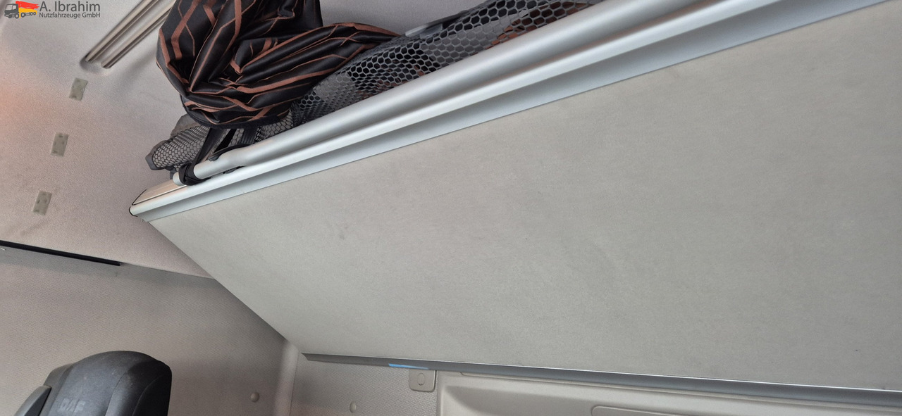 Daf XF 450 FAR Edscha Liftachse auch als Komplettzug !! - Caminhão com lona: foto 4 Daf XF 450 FAR Edscha Liftachse auch als Komplettzug !! - Caminhão com lona: foto 4