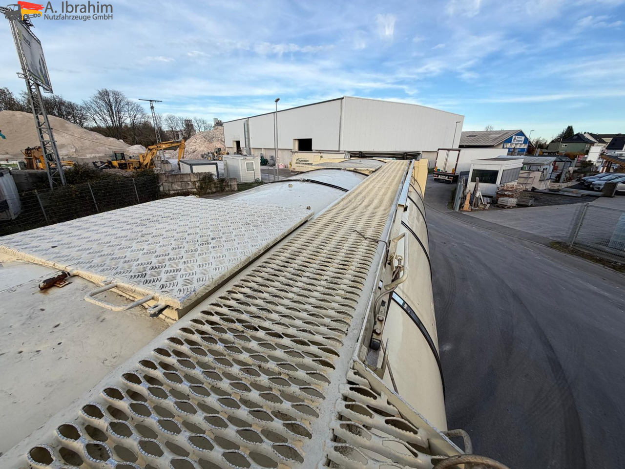 Semirreboque tanque Feldbinder Lebensmittel Tank Container 26500 L | 2 Kammern | Heizung | 20 ft | Edelstahl: foto 6