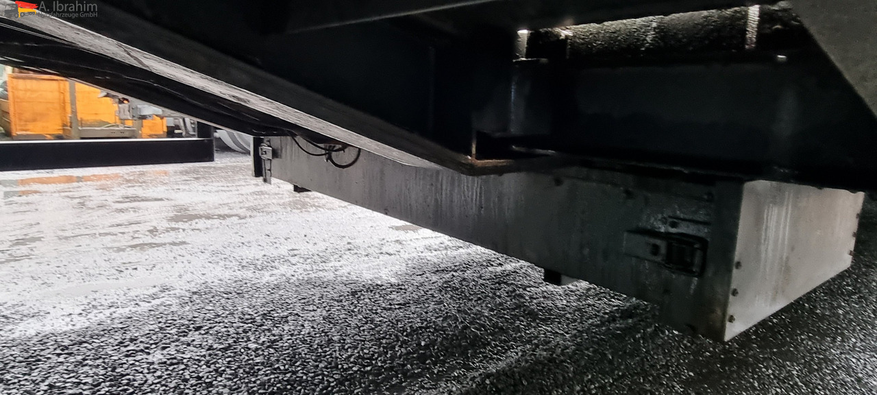 Goldhofer TU-L 3-24/80 Tieflader 10.00 m Ladefläche - Reboque baixa: foto 5 Goldhofer TU-L 3-24/80 Tieflader 10.00 m Ladefläche - Reboque baixa: foto 5